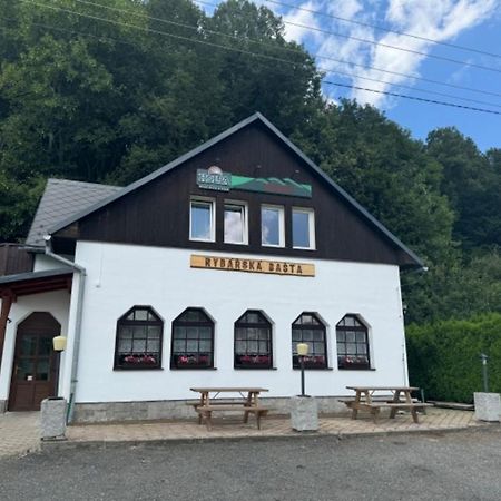 Penzion A Rybarska Basta U Jesetera Jeseník Esterno foto